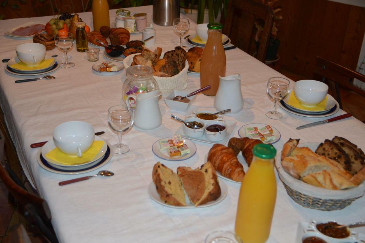 Les Chenes Bleus Bed & Breakfast Sainte-Marie-de-Re Exterior photo